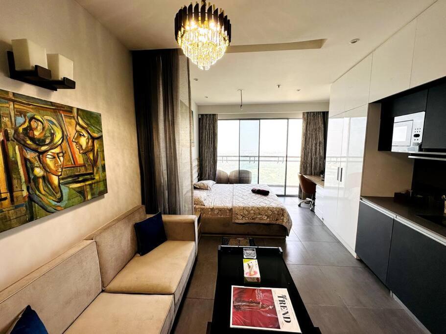 Cloud Stay@41St Floor Noida Exterior photo