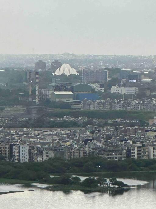 Cloud Stay@41St Floor Noida Exterior photo