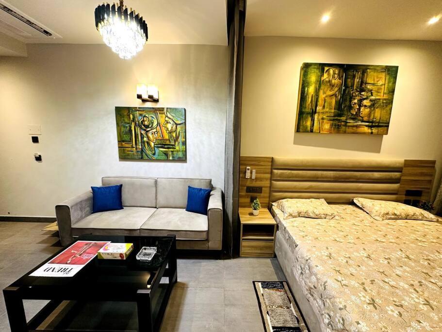 Cloud Stay@41St Floor Noida Exterior photo