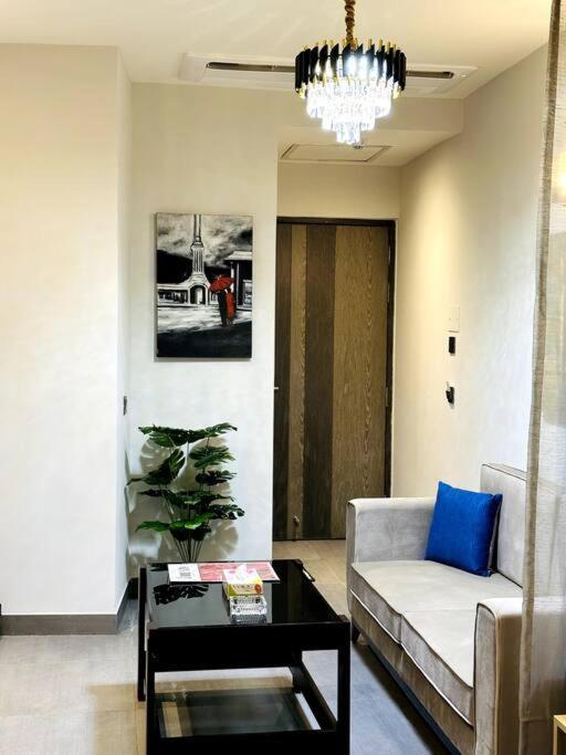 Cloud Stay@41St Floor Noida Exterior photo