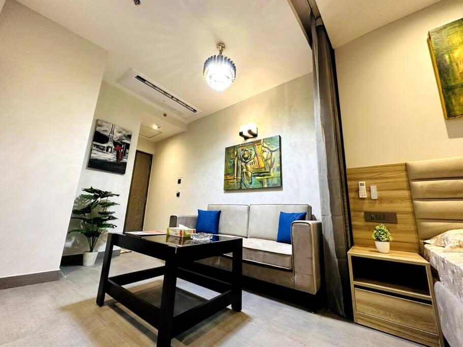 Cloud Stay@41St Floor Noida Exterior photo
